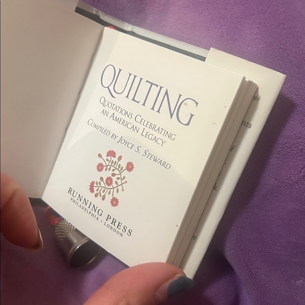 ❤️ 2/$15 Quilting Mini Book Pocket Quotations - Picture 3 of 4